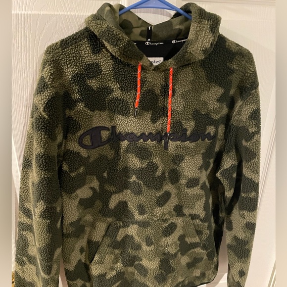 Champion Other - Champion’s fleece hoodie, men’s size Medium EUC